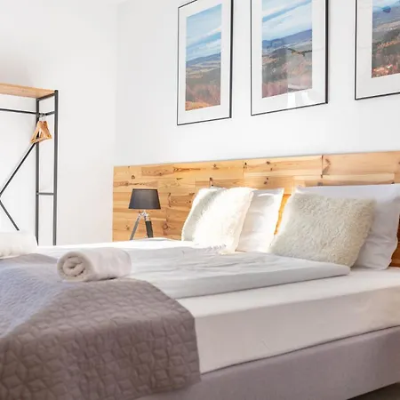 Apartament Wood & Sauna Ogrody Pieniawskie, Myweek Polanica-Zdrój Zewnętrze zdjęcie